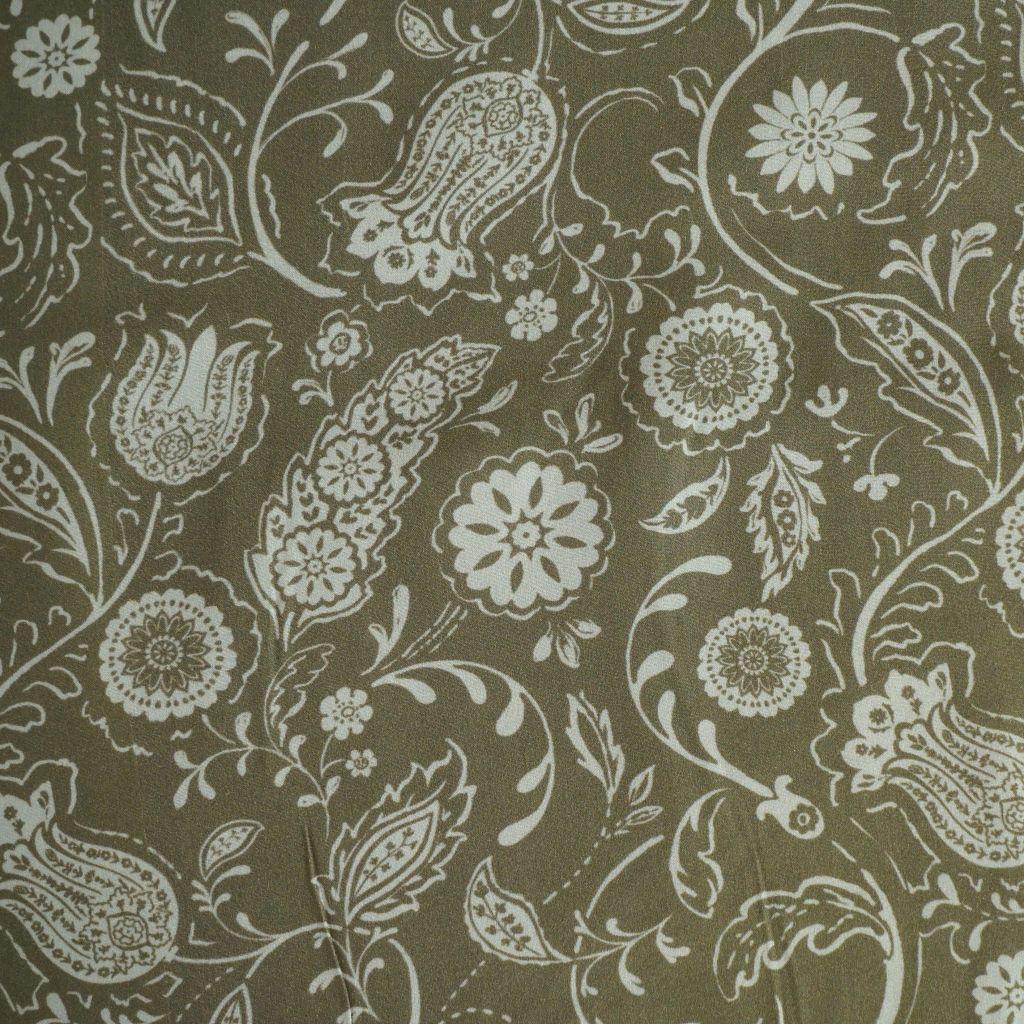 Viskose Druck Blütenranken Rosetten olivgrün